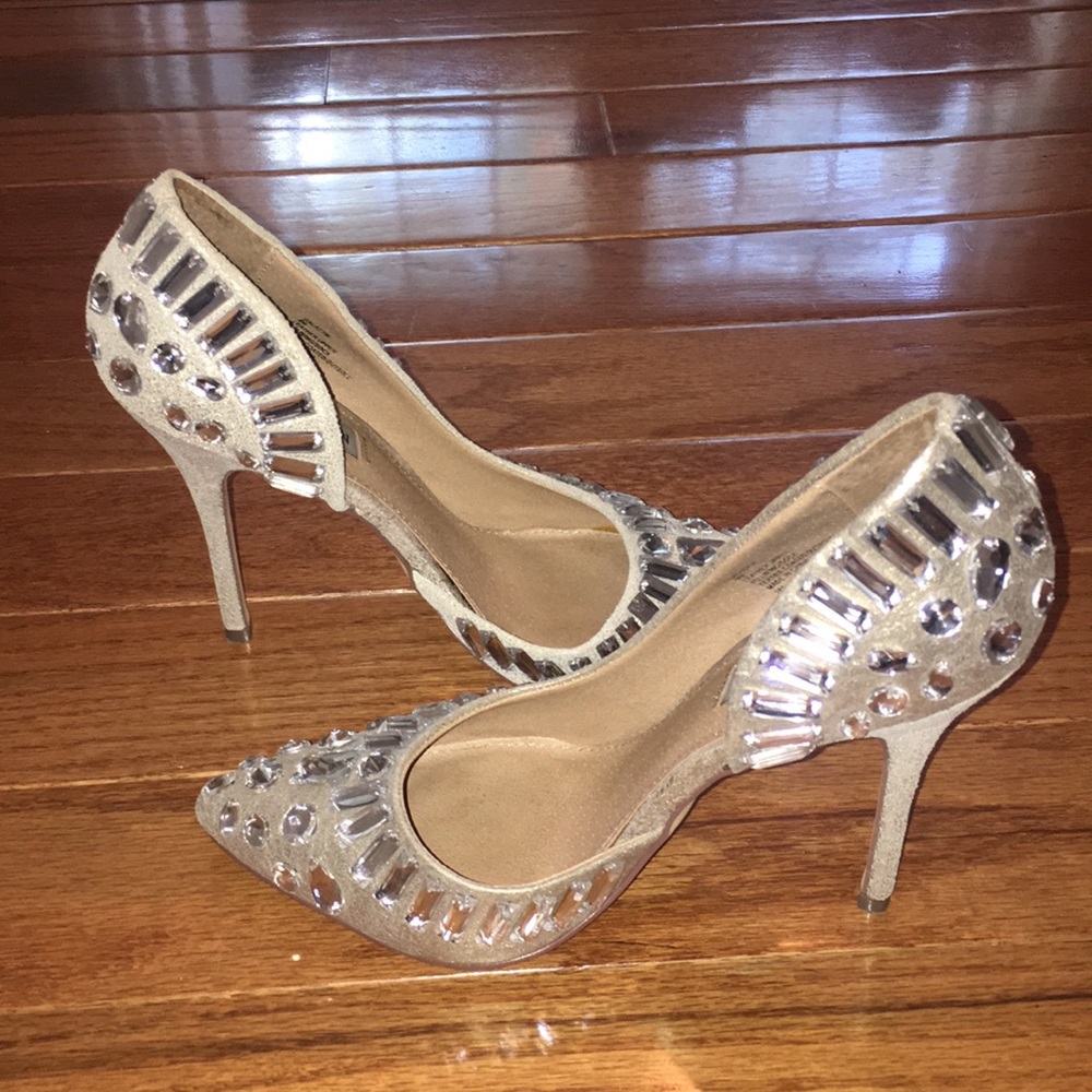 Steve Madden heels. Size 8.